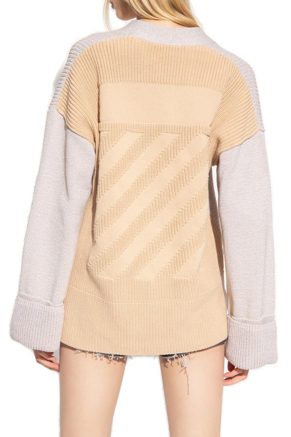Off-White V-Neck Buttoned Knitted Cardigan